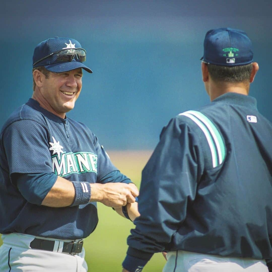 シアトル・マリナーズさんのインスタグラム写真 - (シアトル・マリナーズInstagram)「⏰ 2001 📍 Peoria, Arizona ⚾ Spring Training #TBT」1月29日 6時04分 - mariners