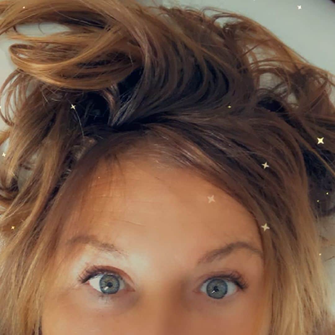 アビー・リー・ミラーさんのインスタグラム写真 - (アビー・リー・ミラーInstagram)「Hair Salons Open Tomorrow!!! My hair finally grew back after Chemo - WHAT SHOULD I DO?   #abbyleemiller #abbylee #abby #abbyleedancecompany #aldc #ALDC #aldcpgh #pittsburgh #losangeles #aldcla #LA #hair #hairstyles #hair #haircut #help」1月29日 6時20分 - therealabbylee