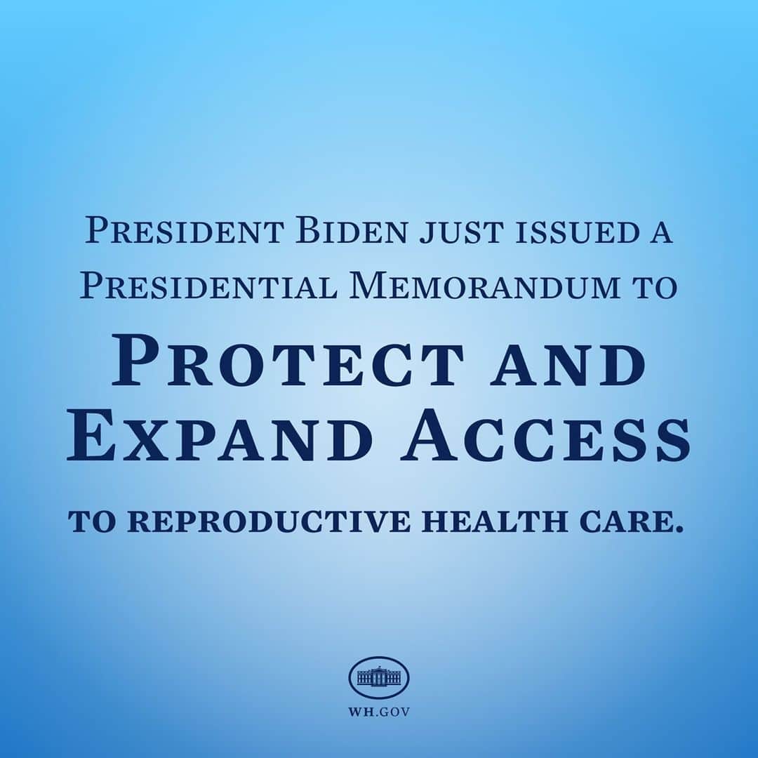 The White Houseさんのインスタグラム写真 - (The White HouseInstagram)「Today, President Biden furthered his commitment to protecting women’s health care by issuing a Presidential Memorandum. The memorandum immediately rescinds the global gag rule and takes steps to protect and expand access to reproductive health care.」1月29日 6時21分 - whitehouse