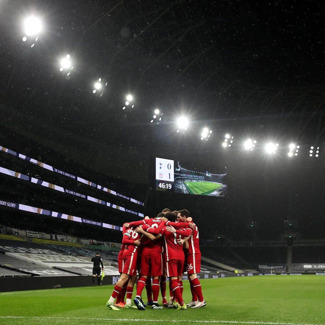 ジョーダン・ヘンダーソンのインスタグラム：「A brilliant away win. Strength and character. #YNWA」