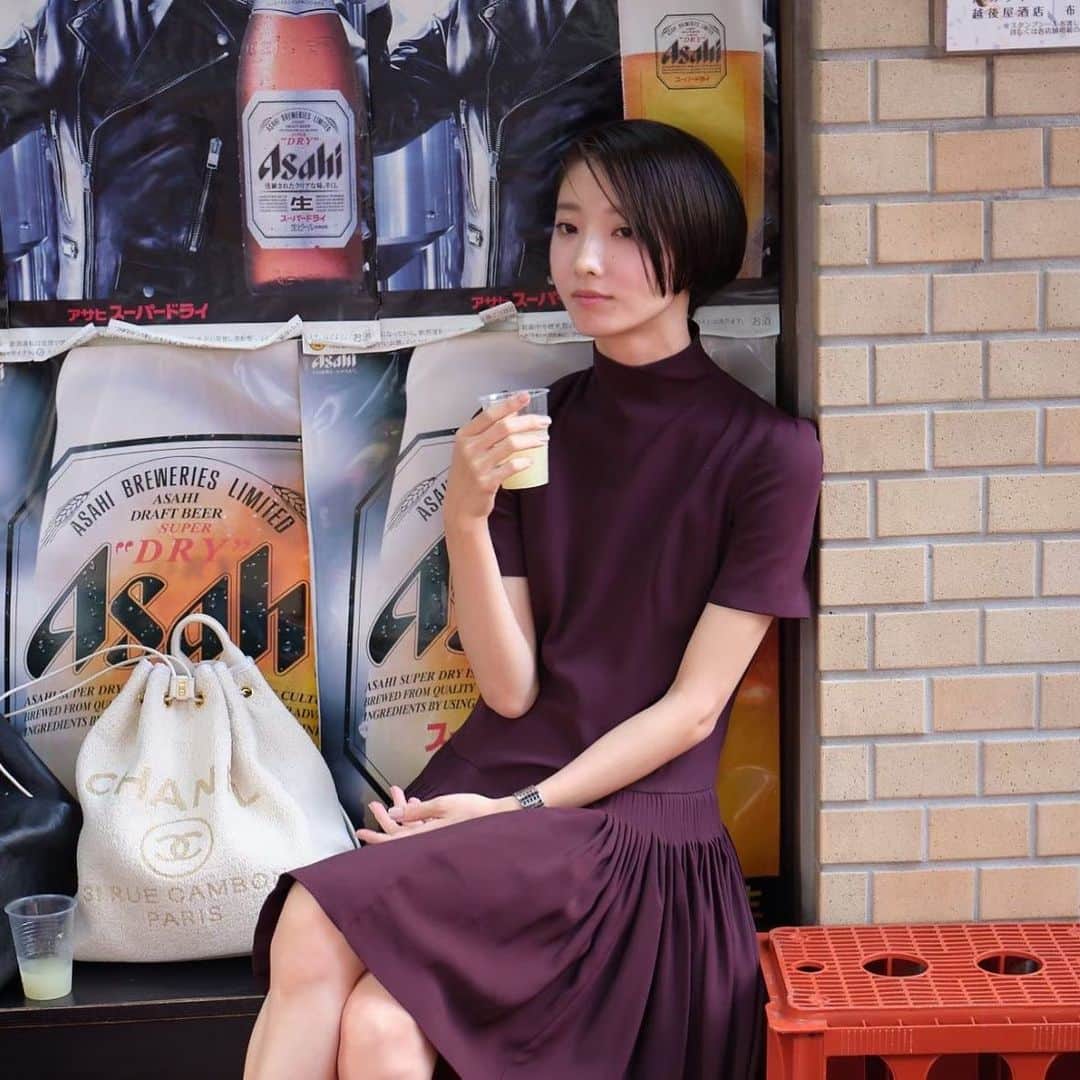 飯島望未のインスタグラム：「谷中銀座大好き人間。 #tbt #レモンサワー  📸 @takaoiwasawa」