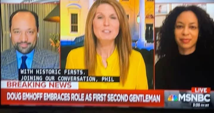 レスリー・ジョーンズのインスタグラム：「Love the drapes too Phil!!」