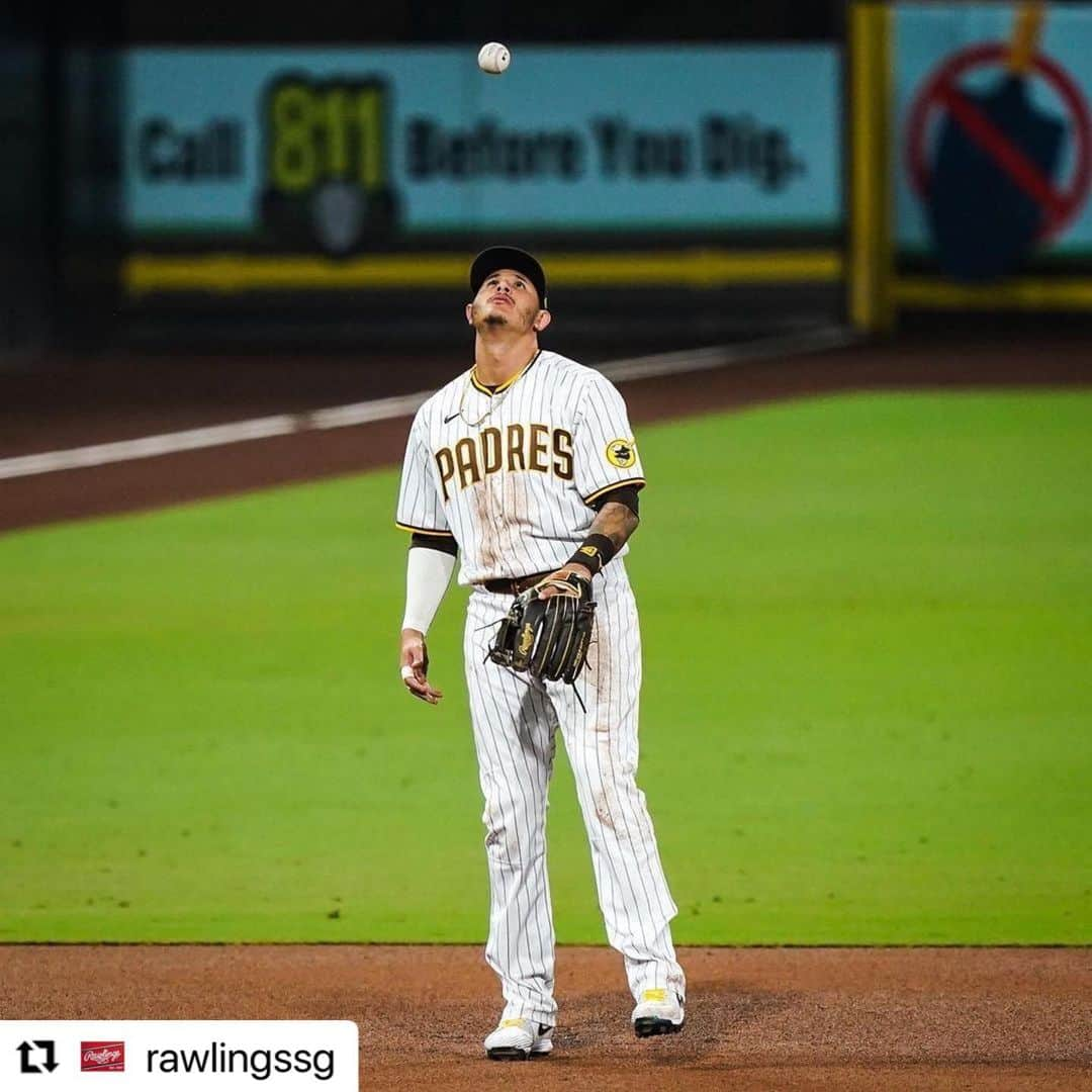 Rawlings Japanさんのインスタグラム写真 - (Rawlings JapanInstagram)「#Repost @rawlingssg with @make_repost ・・・ Keep your eye on the prize. #TeamRawlings #MannyMachado #MLB #Defense #Repost (via: @mlb)  . . . . . . . . . . . . . . . . . #Baseball #Beisbol #BaseballLife #GloveLove #Padres #Ball#ローリングス  @rawlings_japan_llc」1月29日 7時50分 - rawlings_japan_llc