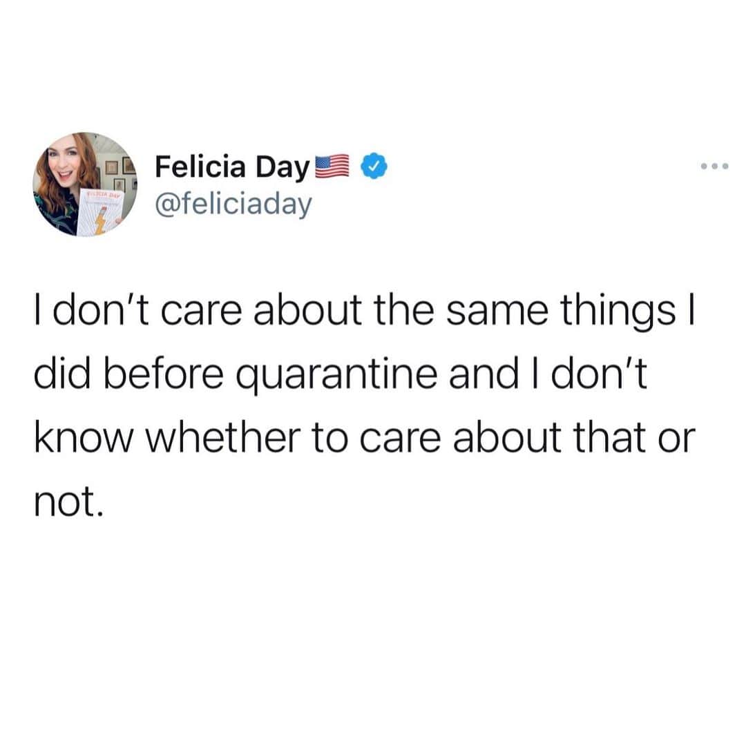 フェリシア・デイのインスタグラム：「Feeling this a lot. Changing is hard and it’s hard to know whether the change is good or bad sometimes. Maybe it’s just...what it is? Gosh I’m profound lol」