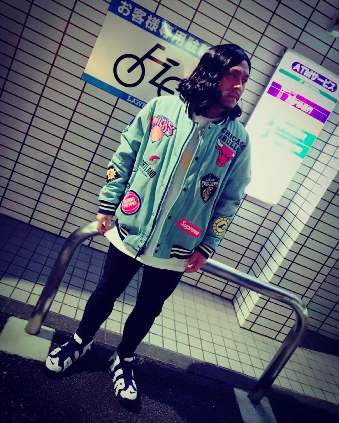 ジョー のインスタグラム：「R指定ものまねの準備が整いました。 #r指定 #R指定 #creepynuts  #素晴らしいカツラ #ありがとうロッキー」