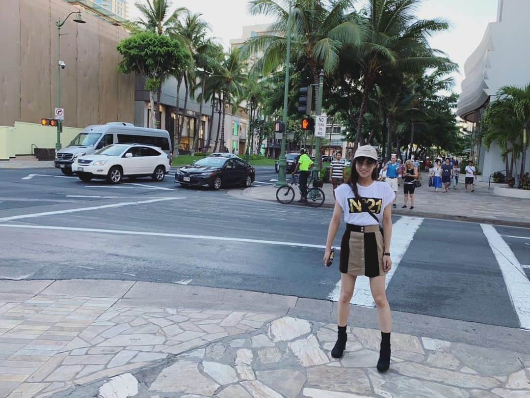 石川恋さんのインスタグラム写真 - (石川恋Instagram)「#RenTrip #Hawaii #2018 続き🌻 ダイビング初体験🤿 まさか翌年に#ぐらんぶる の 撮影に参加することになるなんて！ 縁を感じました。 ライセンスもゲットしたので また潜りに行きたいな🐢」1月29日 18時54分 - ren_ishikawa