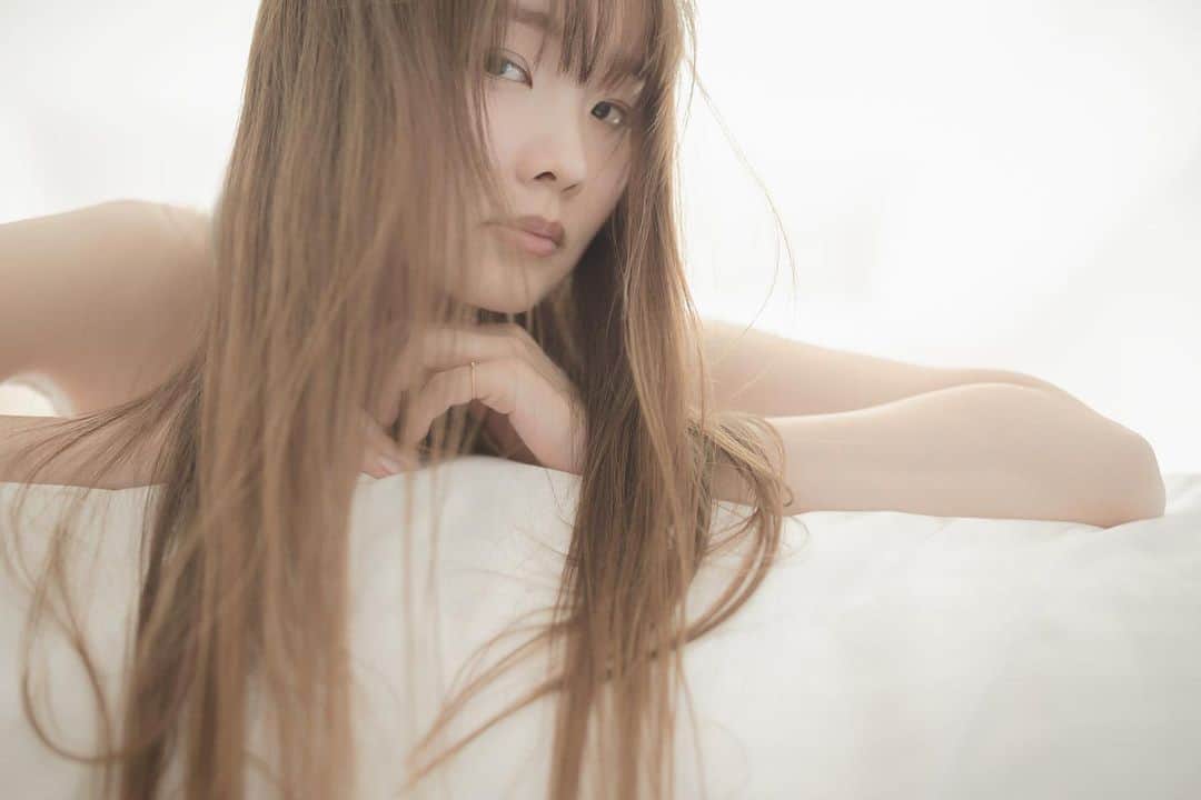 平咲夏加さんのインスタグラム写真 - (平咲夏加Instagram)「TGIF!!!!   #shooting  #撮影 #model  #モデル #longhair  #ロングヘア #mohair  #モヘア #onepiece #ワンピース」1月29日 17時51分 - natuka_natsuka