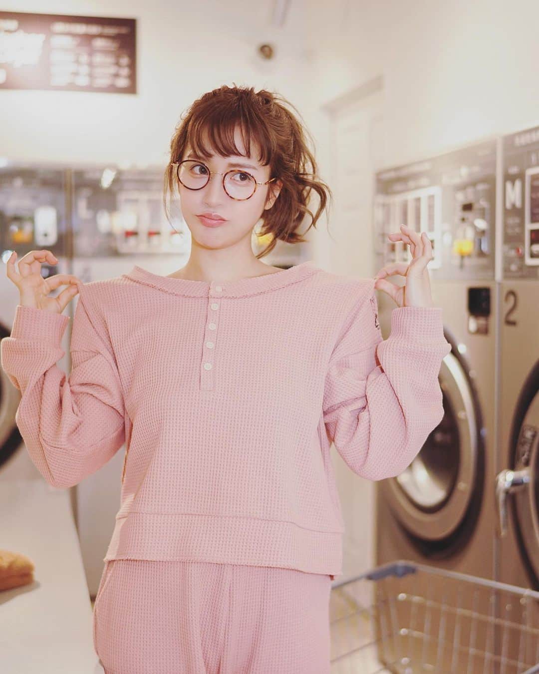 fukishaljのインスタグラム：「Pink pajama 💗  大人ピンク おとなになってもディズニープリンセスの心は忘れずに生きたい👑✨」