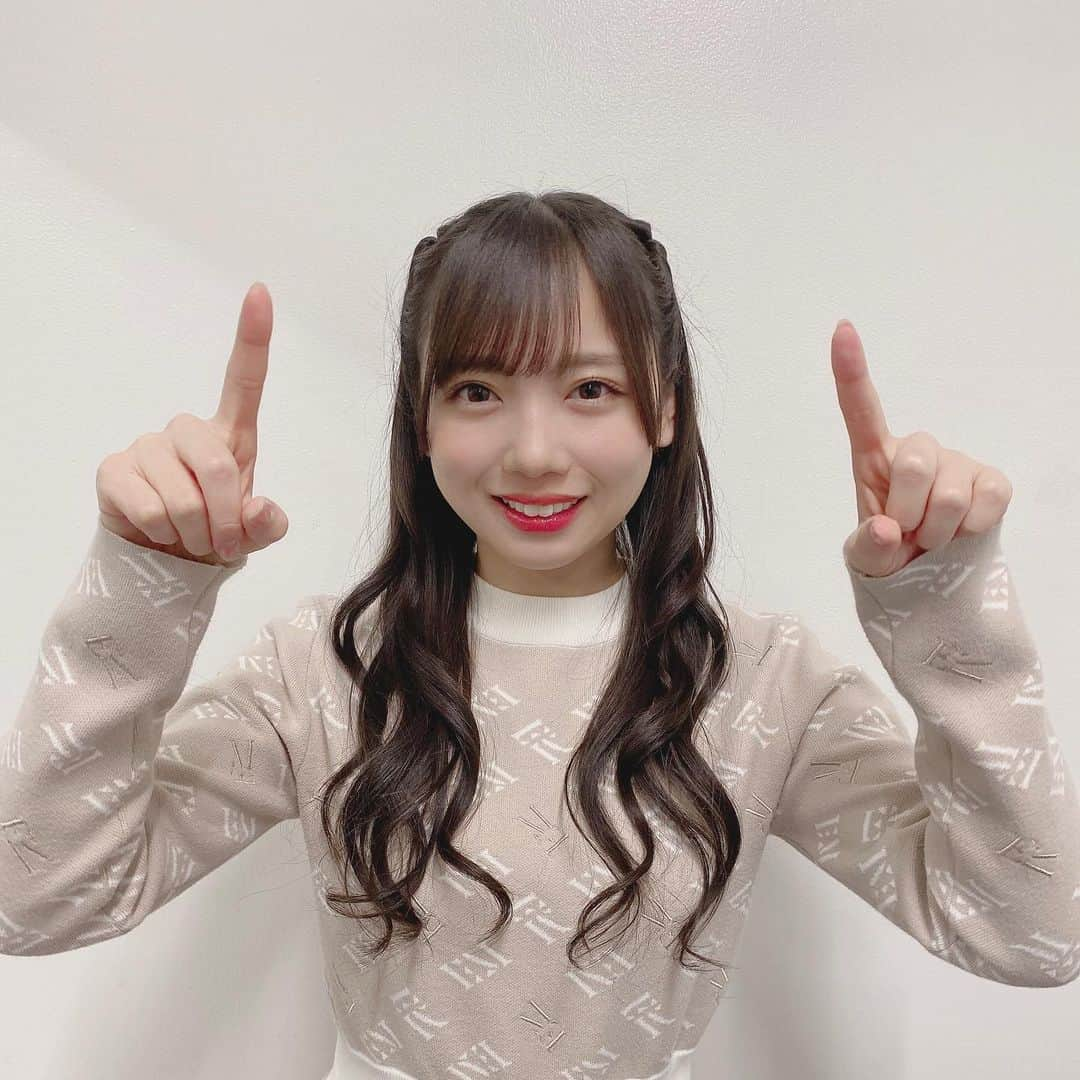 齊藤京子のインスタグラム：「きょんこから皆さんへ 感謝のメッセージと写真が届きました🥳  「Instagramをご覧の皆さんいつもありがとうございます😊♡ きょんこハートです💓」  優しい上にとんでもなく可愛い、とっておきの恋人です😇  #齊藤京子1st写真集  #とっておきの恋人 #齊藤京子 #日向坂46 #きょんこしか勝たん  #国民的彼女 #kyonstagram 👸💕  📢ご購入はプロフィールのリンクから」