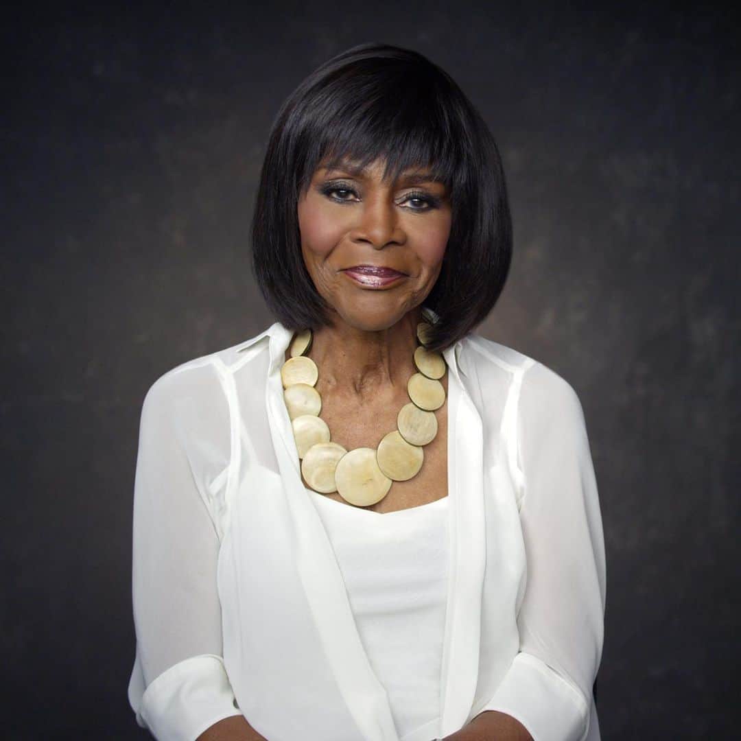E! Onlineさんのインスタグラム写真 - (E! OnlineInstagram)「BREAKING: Trailblazing Hollywood icon Cicely Tyson has died at the age of 96. 💔 (📷: Getty/Harpo Inc.)」1月29日 10時09分 - enews