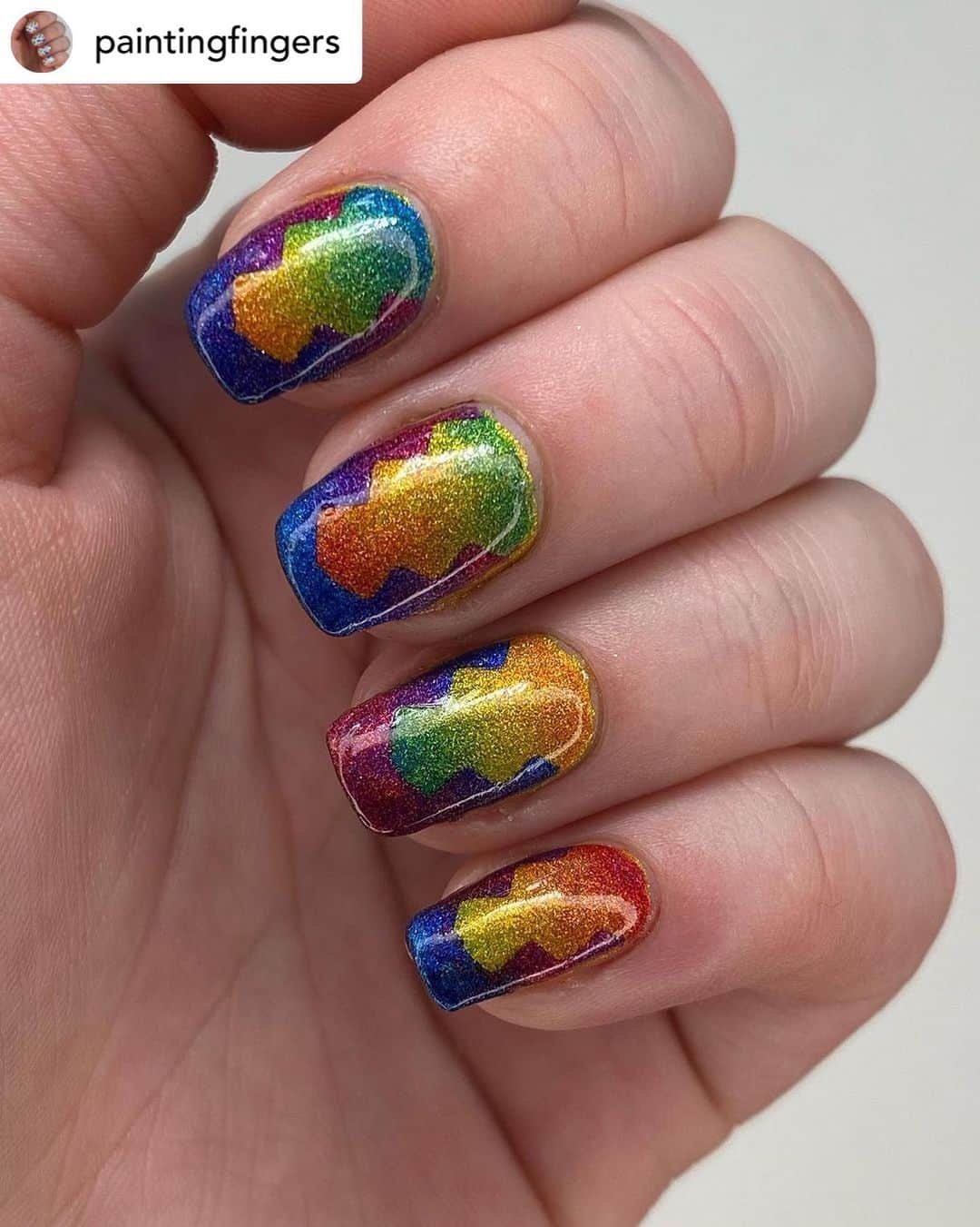 Nail Designsさんのインスタグラム写真 - (Nail DesignsInstagram)「Credit • @paintingfingers gradients and gradients and gradient and did I say gradients? this mani took me longer than I’d like to admit 😅 sometimes the colour combos didn’t work out so I had to redo it a handful of times lol but I really love how it turned out and it reminds me of push pops 😍 • • • Products used: @holotaco Peely Base, Rainbow Collection, Glossy Taco • • • • #nails #nailart #gradientnails #holotacp #holotacocombo #holotacorainbowcollection #rainbownails #holo #linearholo #nailsofinstagram #nailsoftheday」1月29日 10時55分 - nailartfeature