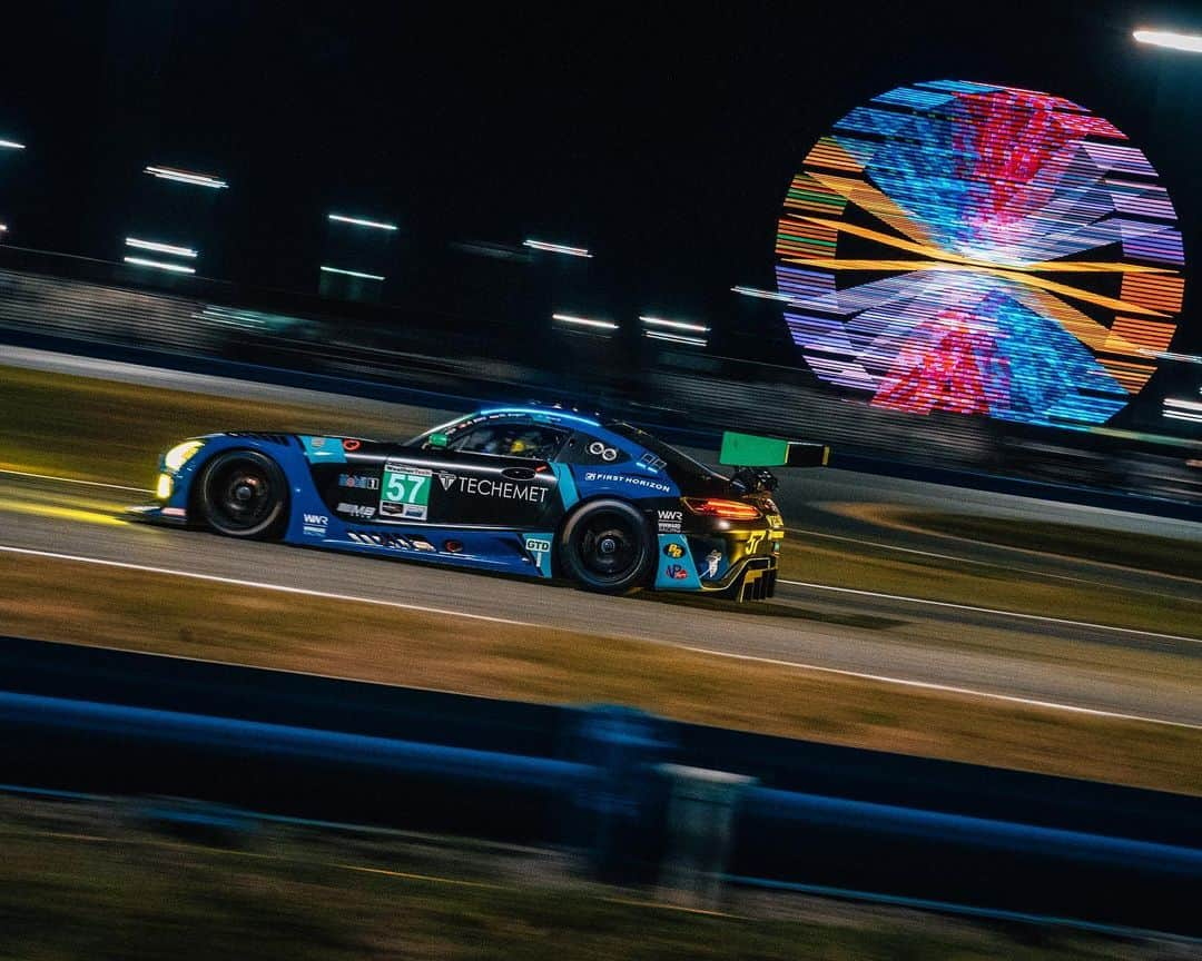 Mercedes AMGさんのインスタグラム写真 - (Mercedes AMGInstagram)「Preparing for the Rolex 24 At Daytona: impressions from our Mercedes-AMG GT3s during night practice at @Daytona International Speedway prior to the big @imsa_racing season opener. 📸  #AMGGT3 #MercedesAMG #MercedesAMGMotorsport #IMSA #Rolex24 #WeatherTechChampionship」1月29日 12時04分 - mercedesamg