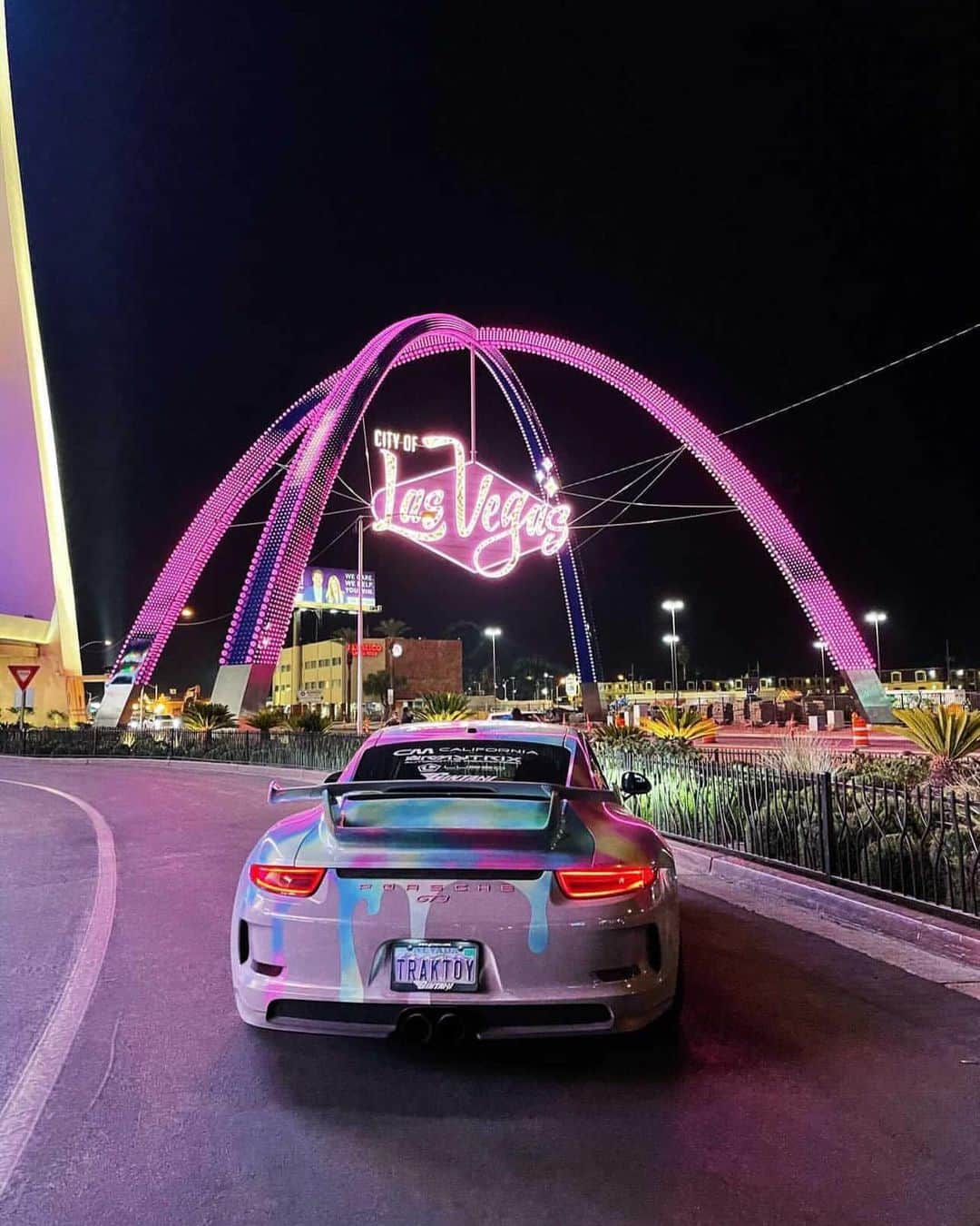 CARLiFESTYLEさんのインスタグラム写真 - (CARLiFESTYLEInstagram)「@gigipapasavvass’s Porsche GT3 in Vegas!」1月29日 13時07分 - carlifestyle