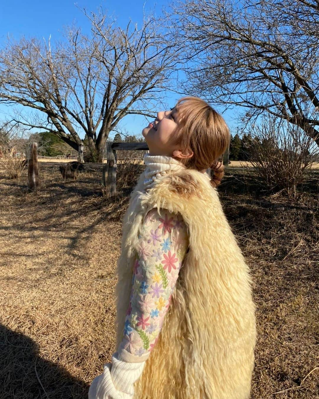 井上苑子さんのインスタグラム写真 - (井上苑子Instagram)「「ほんと」MV観ていただけましたか、、、？」1月29日 13時07分 - inouesonoko