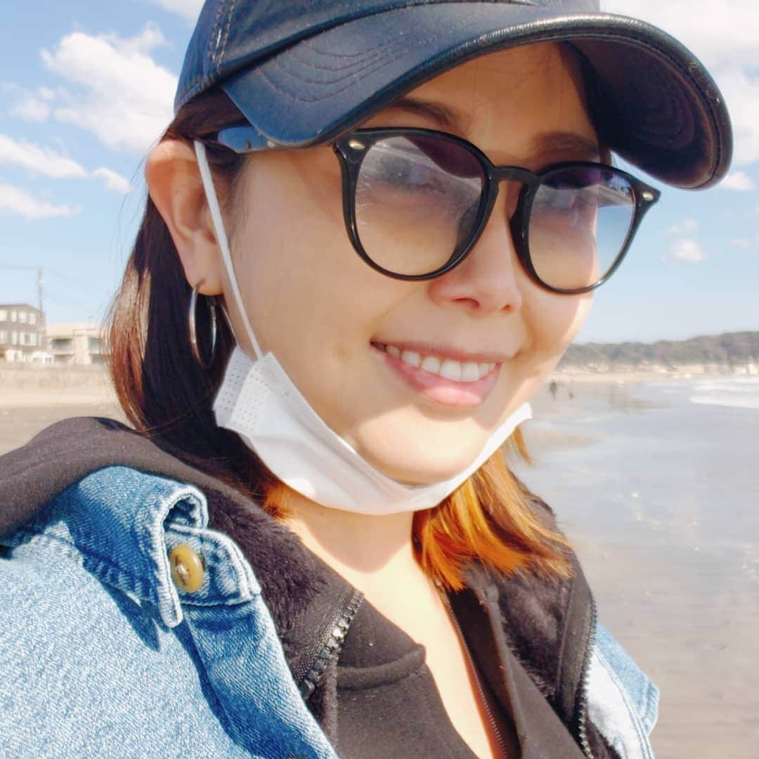 西真理子さんのインスタグラム写真 - (西真理子Instagram)「♡My healing♡  天気が良いとすぐいっちゃう🌊✨ 今日も癒やされた💓  #海のある暮らし #癒やしの時間 #空気 #青空が好き #パワースポット #鎌倉 #由比ヶ浜ビーチ #材木座ビーチ #早くサーフィンしたい #sea #kamakuralife」1月29日 13時08分 - mari.nishi.7