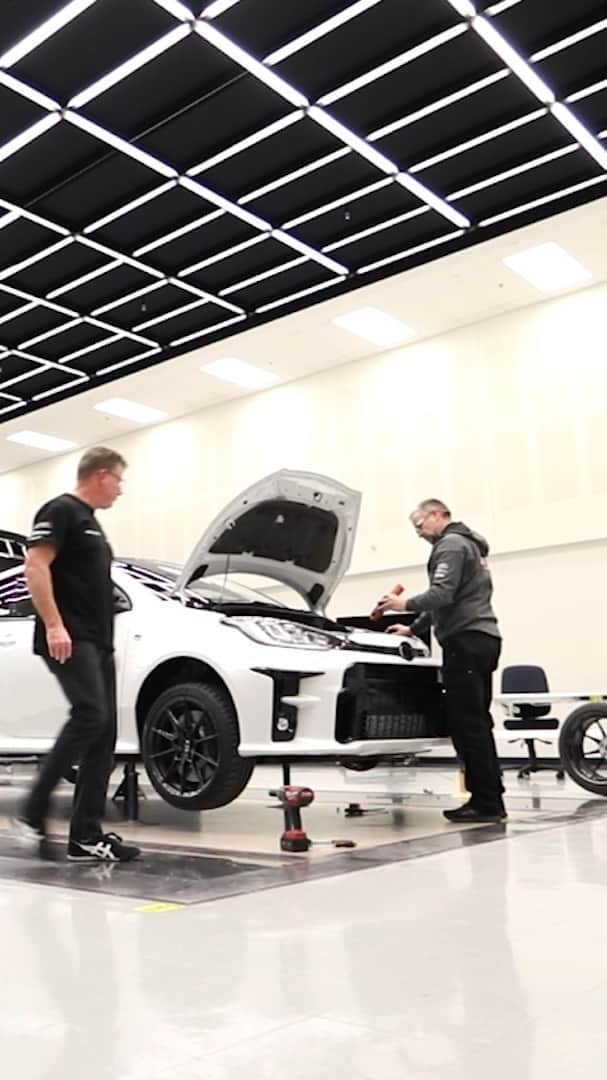Toyota Australiaのインスタグラム：「‘Pushing the Limits for Better’, is our motto when it comes to racing. Everything we do on the race track gets invested back into our road cars. Welcome to a BTS glimpse of the development of the TOYOTA GAZOO Racing Australia GR Yaris AP4 #ToyotaGRYarisAP4 #TOYOTAGAZOORacingAustralia」
