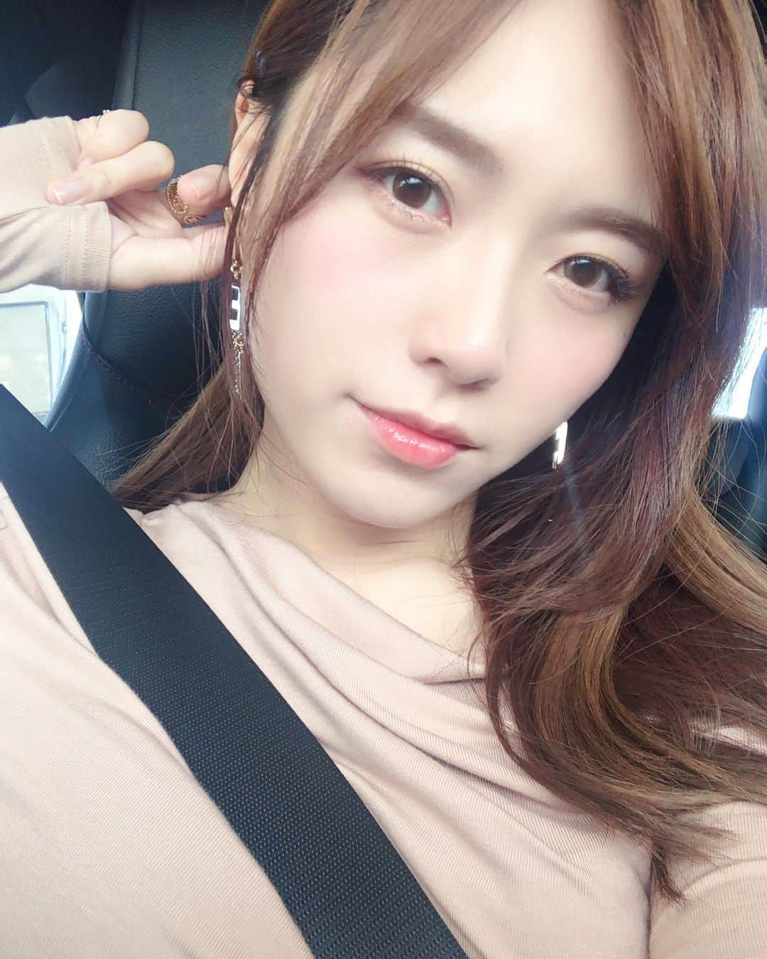Miss Hunnyさんのインスタグラム写真 - (Miss HunnyInstagram)「🌻」1月29日 19時08分 - misshunnyig