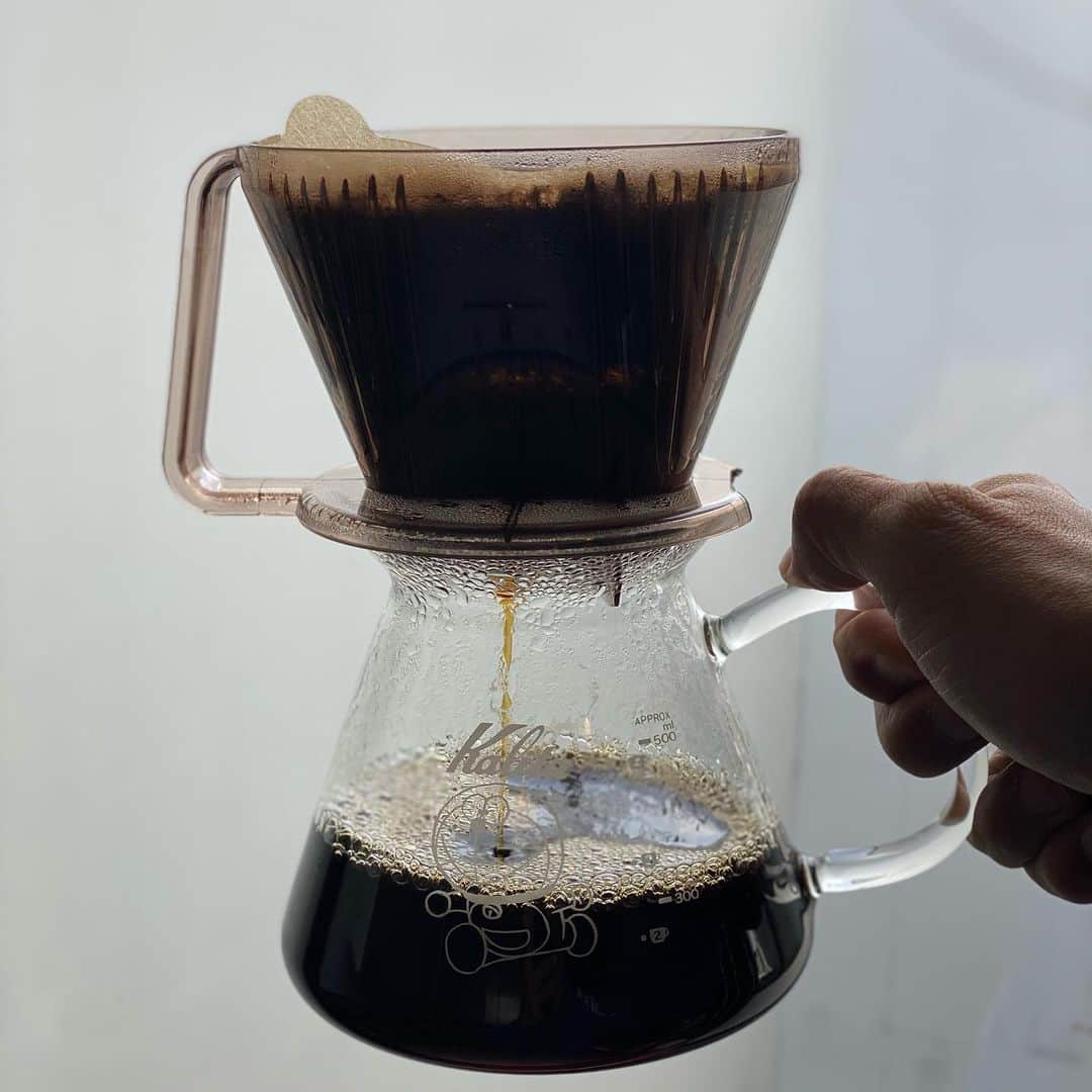 椎名桔平さんのインスタグラム写真 - (椎名桔平Instagram)「#快晴☀️ #coffeetime  美味しいコーヒーをいれたので、 皆さんにもね！^_^」1月29日 13時51分 - kippeishiina