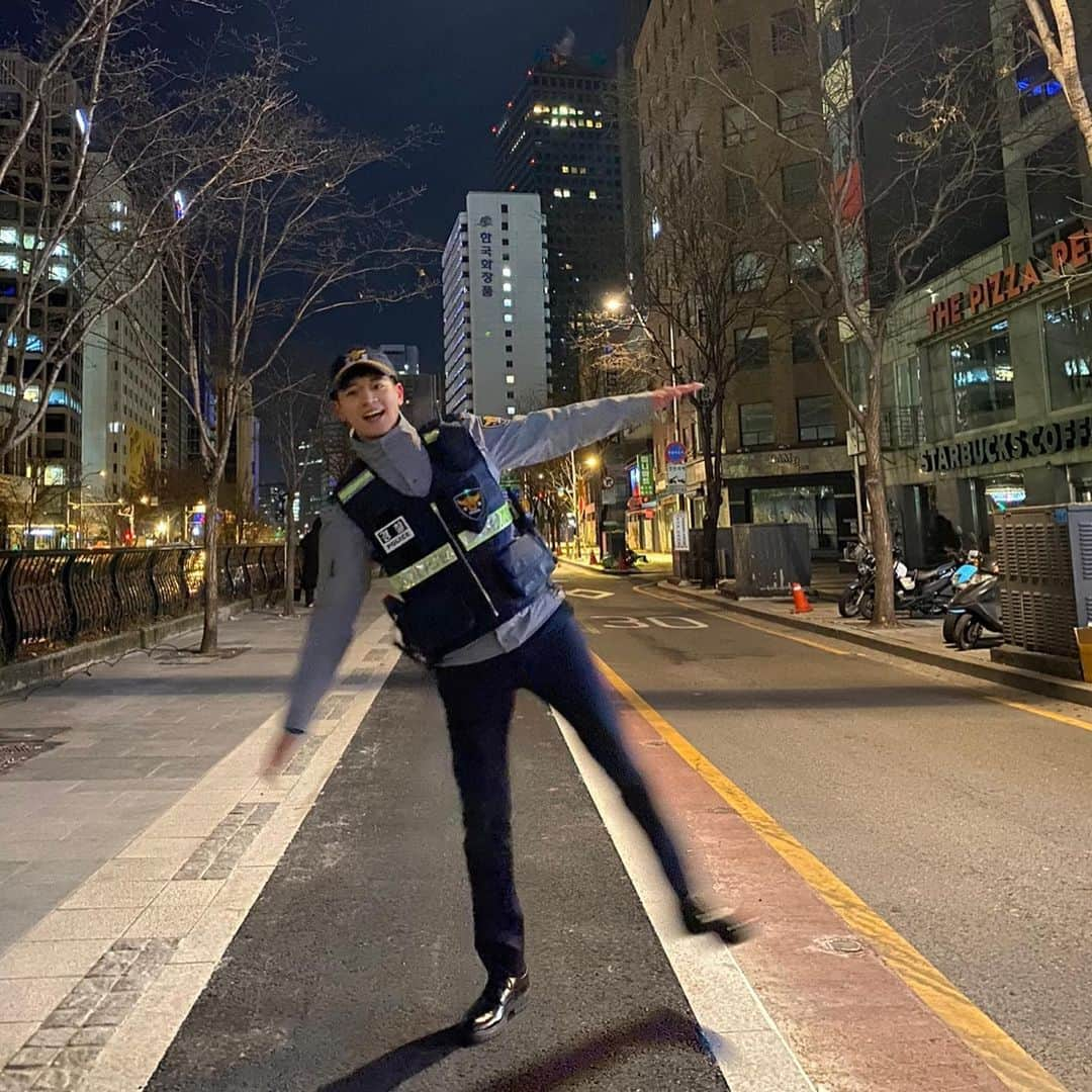 チェ・ミンホさんのインスタグラム写真 - (チェ・ミンホInstagram)「Lovestuck in the city.」1月29日 13時52分 - choiminho_1209