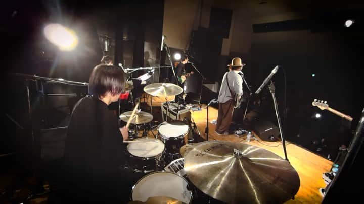 吉澤響のインスタグラム：「20201220 梅田TRAD 『Draw a Line』/ セカイイチ  #セカイイチ #live #drums #drummer #gretsch #gretschdrums #istanbulagop」