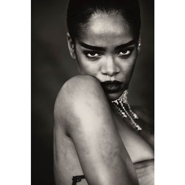 リアーナさんのインスタグラム写真 - (リアーナInstagram)「happy #ANTiversary」1月29日 15時09分 - badgalriri