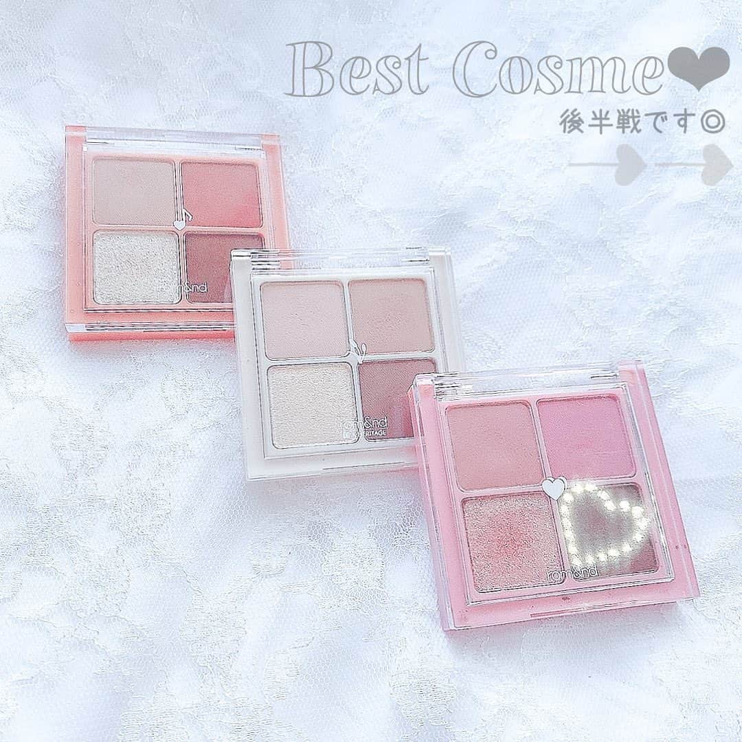 のインスタグラム：「べすこす💄後半戦！﻿ ﻿ ﻿ 今回はポイントメイク…？かな。﻿ こっまかいこまかいわがままと﻿ こだわりがつまりにつまってる。﻿ ﻿ 目元は一番の印象ですよね！﻿ 特にマスクをつけてる今とかは😳﻿ ﻿ 薄くアイシャドウをのせる手加減が﻿ もうわからなくなってしまいました﻿ はっきり色を塗るのがマイブーム🧏🏻﻿ …と言っても派手すぎずナチュラル﻿ すぎない間を狙っているつもり…💭﻿ ﻿ ﻿ ラインは黒よりブラウン。﻿ マスカラも同じです。﻿ 大人っぽいメイクよりは童顔に﻿ なりたいという欲望がでかい！﻿ ﻿ 黒は私が塗ると目がパキパキして﻿ 強い印象になるので上下黒の日は﻿ そこまで多くありません🙈✨﻿ ブラウンのが圧倒的優しさがでる﻿ 気がして毎日信じて塗ってます👻﻿ ﻿ 目の下はねぇ〜どうもね〜こう…﻿ キラキラしてないと気持ち悪くて﻿ グリッター命で過ごしています。﻿ 普段使いはちょっとな〜って方は﻿ お出かけとか気合の入れた日に﻿ ぜひとも塗ってみていただきたい🙏🏻﻿ ﻿ リップは取れない…よりかは、﻿ 唇の皮が向けず乾燥しないかを﻿ 重視して日々探してます💄﻿ マスクの下もおしゃれでいたいので﻿ マスクでも💄塗る頻度は多めです🤫﻿ ﻿ ﻿ べすこす…いかがだったでしょうか…﻿ コスメ集め始めて約二年…かな？﻿ いろんなコスメ使ってきたし、多少﻿ 昔よりは知識が増えたと思います🙃﻿ 資格があるわけでもないし、もちろん﻿ ちゃんと勉強したわけでもないので、﻿ あくまでわたしの感覚的なべすこす💄﻿ ﻿ みんなが可愛いにはまりますように🙏🏻﻿ ﻿ ﻿ ※恥ずかしくなったらそーっと﻿ アーカイブいきだな🤫💦﻿ 見づらかったらごめんね〜〜！﻿ ﻿ ﻿ ﻿ #ベストコスメ #ベスコス #ベスコス2020 #💄﻿ #cosme #makeup #eyeshadow #glitter #lips﻿ #kissme #ヒロインメイク #whomee #フーミー #elegance #エレガンス #visee #ヴィセリシェ #3ce #スリーシーイー #cezanne #セザンヌ #etudehouse #エチュードハウス #romand #ロムアンド #candydoll #キャンディドール #maybelline #メイベリン」