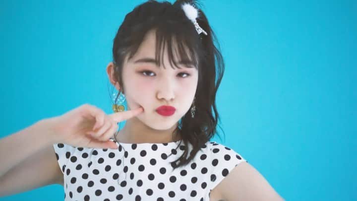 ニコ☆プチのインスタグラム：「🌼💛✨⚡️👑  YouTubeのさいごに たまーにくっついてる動画🎥 ニコ☆プチのCMなの🤍🤍  見るとはっぴーになるよね🥳💖  イケてるでしょー??😘  #井口虹姫  #近藤藍月 #中山あやか #森﨑美月」