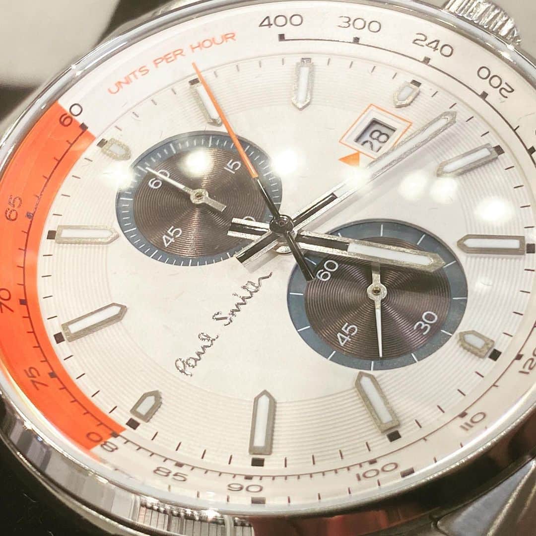 のインスタグラム：「ポールスミス PaulSmith PS0110124  トレンドのスポーティーなデザインの中にも、ポールスミスらしさがあって◎ プレゼントにも是非！  今日はハッシュタグも付けてみよう。  #腕時計⌚ #ポールスミス#おすぎ」