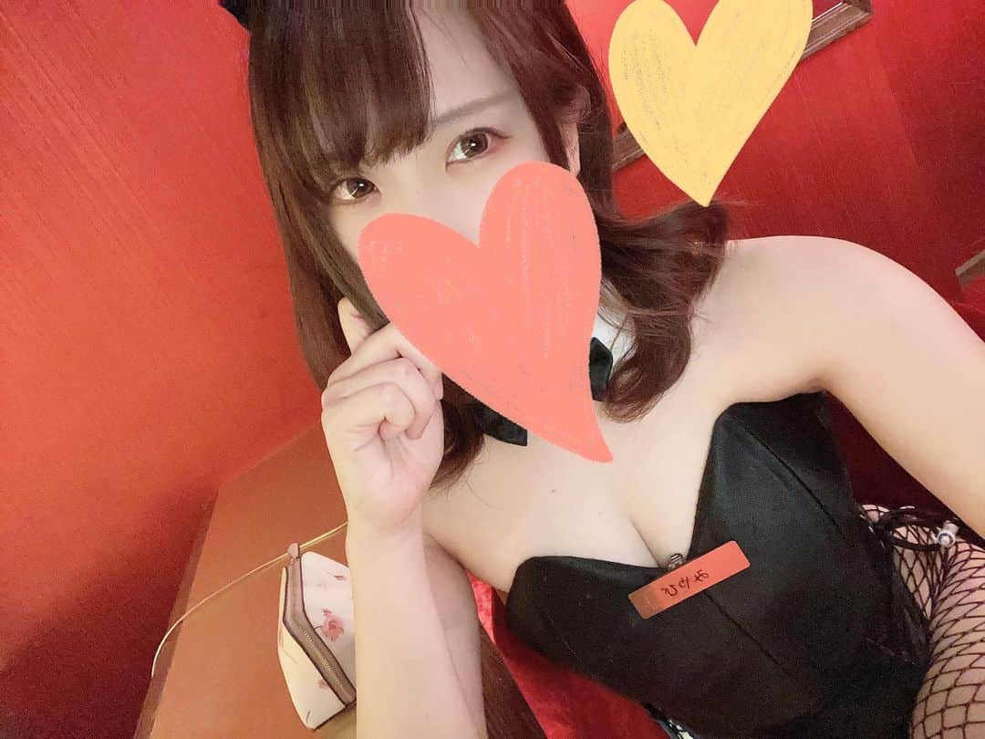 みやびのインスタグラム：「18時から出勤します🐰🌸 お待ちしております🐰  #玉宮#岐阜#ガールズバー#バニーガール」