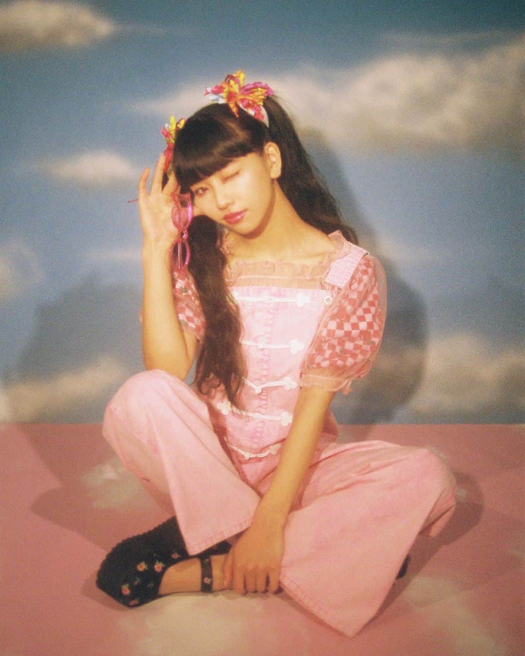 板橋よしえのインスタグラム：「. New Candy Stripper Magazine made with @hina_faky   🌼𝗦𝘁𝘆𝗹𝗲 𝘁𝗼 𝗹𝗼𝘃𝗲 𝘆𝗼𝘂𝗿𝘀𝗲𝗹𝗳. 🌼  #candystripper  #candystripper_magazine」