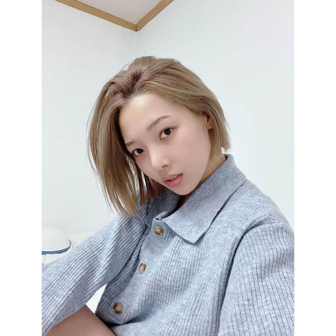 ソミンさんのインスタグラム写真 - (ソミンInstagram)「Cozy🛏🪞🧸🤍」1月29日 17時00分 - somin_jeon0822