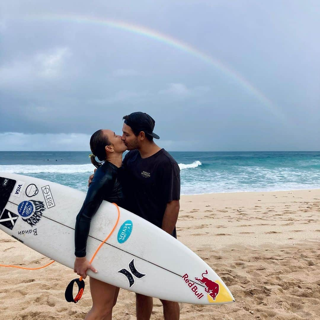 カリッサ・ムーアさんのインスタグラム写真 - (カリッサ・ムーアInstagram)「Happy birthday Hubby🤍 You rock my world. You’re my favorite and I love life with you. Grateful for this day you were born and the incredible human that you are. I love you 😘」1月29日 17時15分 - rissmoore10