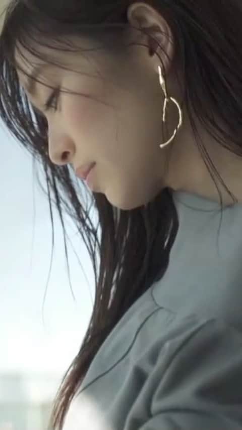 のインスタグラム：「“Pure Lady with Rika Izumi ”⁠ ⁠ #SNIDEL⁠ #spring」