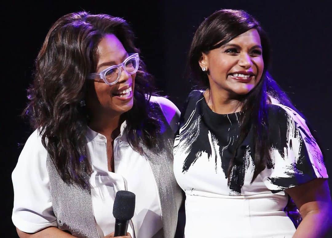ミンディ・カリングのインスタグラム：「Ahhhh you’re perfect, happy birthday forever @oprah」