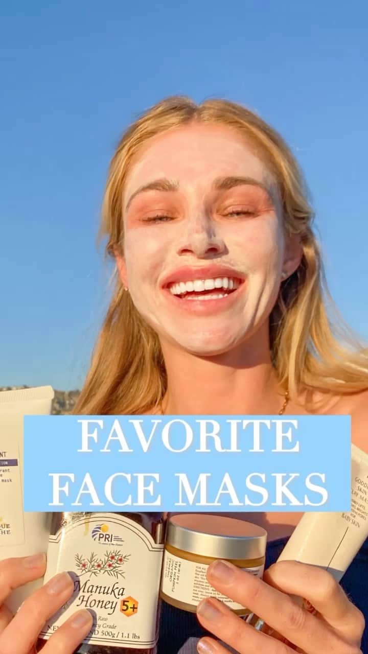 アリッサ・ジュリア・スミスのインスタグラム：「Mask On! My preferred type of #FaceMask actually gives the skin a boost!  Facials seem like a distant memory, good thing I have these babies to keep my skin on point. Sharing them here! Tell me your go-to masks below 🤍  • “organic pumpkin peel” from @bibalosangelesofficial is packed with antioxidants, beta carotenes & Vitamin C.  • “mask vivant” from @biologique_recherche has amino acids and vitamin B.  Improves clogged pores especially if you mix with baking soda!  • “goddess skin clay mask” by @ctilburymakeupbrightens the complexion and doesn’t dry your skin out.  • “ manuka honey” from the grocery store is one of the best kept secrets. It’s anti-inflammatory and antibacterial so it’s great for acne.」