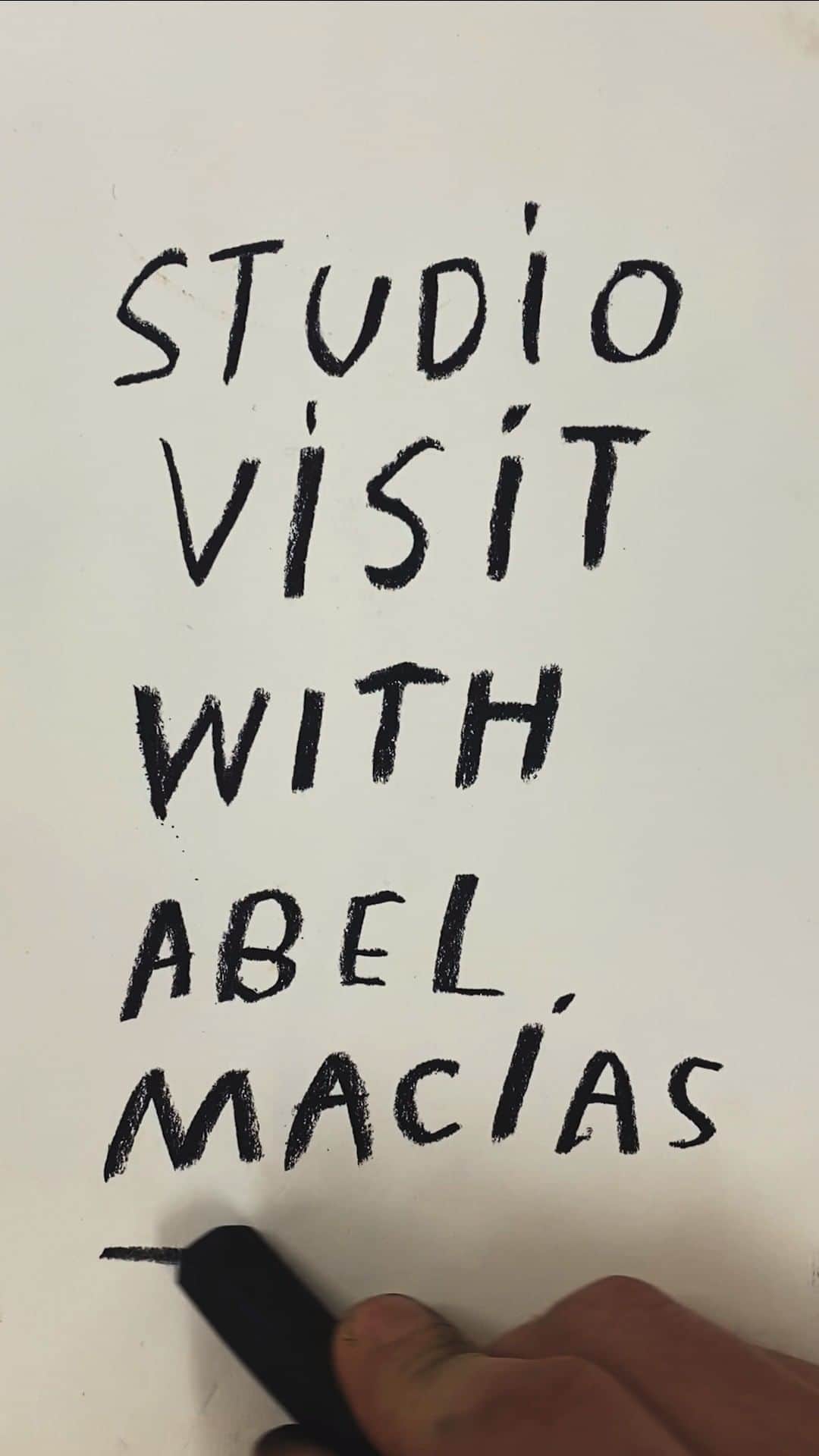 motherdenimのインスタグラム：「Animal crossing. Artist @abelmac takes us on a tour of his sunny Los Angeles studio and talks about his playful murals, paintings and designs inspired by animals and Mexican folk art. 🎨🪶 #sendinggoodvibes」