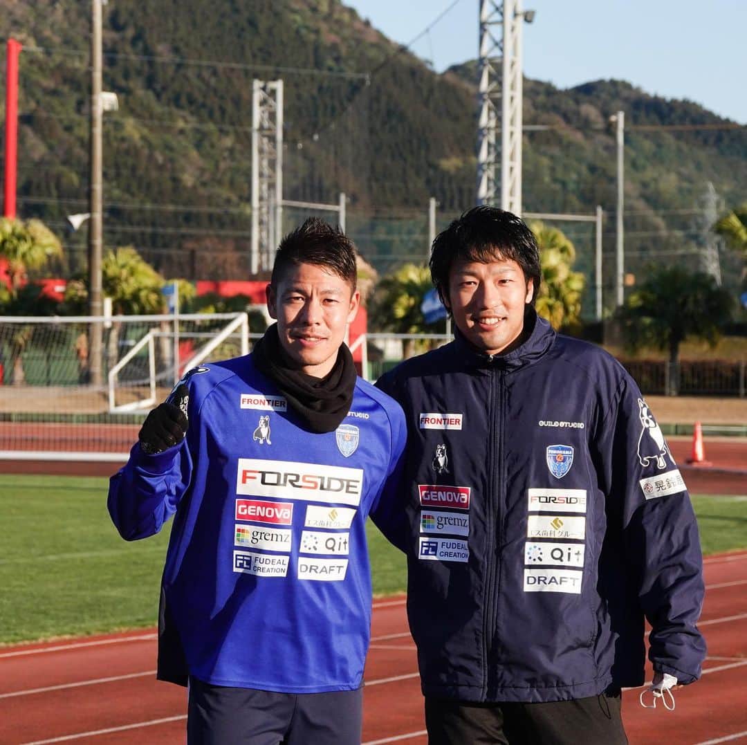 横浜FCさんのインスタグラム写真 - (横浜FCInstagram)「- 宮崎キャンプ2日目。 風がとても冷たい一日でしたが、厳しい練習の合間に見せる笑顔が良いですね✨ 引き続き頑張ります。 - #yokohamafc #横浜FC #RECORDTHEBLUE #JLEAGUE #Jリーグ」1月29日 19時11分 - yokohamafc_official