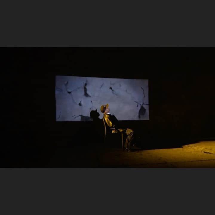 MonyHorseのインスタグラム：「LOOK UP VIDEO OUT NOW👀 コメントしてね📝　(多分見る)」