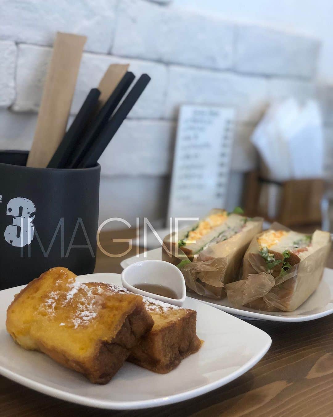 hyodo sonokaのインスタグラム：「. . 久しぶりのカフェ投稿🧁🫖 . いっぱい歩いた後の食事って 一段と美味しくってしあわせね〜〜 . . .」