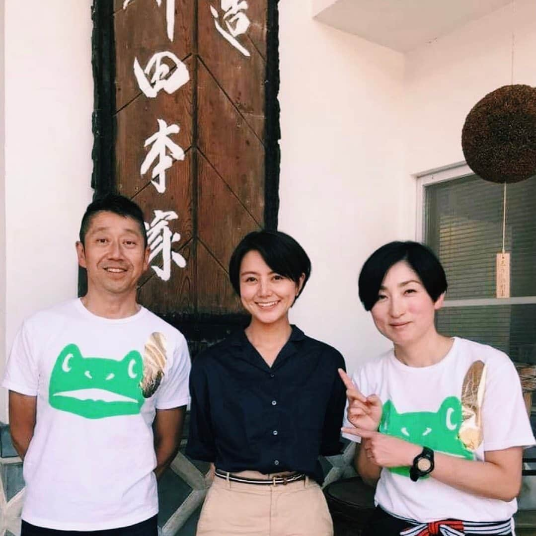 長沢裕のインスタグラム：「… 初めて日本酒を呑んで感動したのは福島の仁井田本家さんの自然酒でした！ 難しいことは分からないけれどとにかくスッーっと体に馴染むこの感覚。  それから福島の日本酒にすっかりはまりました😊 相変わらず難しいことは分からないけれど、充実した日に少しだけ呑む、食事に合わせて呑む。この幸せをこれからも噛み締めていきたいです。  自社田で自然栽培米も作ってらっしゃる仁井田本家さんは日本の田んぼを守る酒蔵としても末永く続いてほしいと思うのです。  #自然米#日本酒#穏彦さん#真樹さん #農と呼べる日本酒の会#和醸良酒  #仁井田本家」