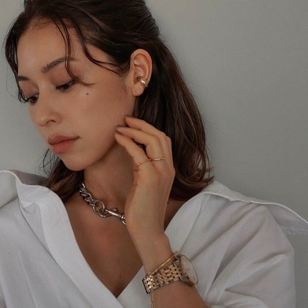 Beniさんのインスタグラム写真 Beniinstagram Friday Nights At Home 出掛けないけど たまに脱スウェットしたりね 1 29から3日間スタイリングゲームアプリ Drest でbreitling Challenge やってるよ 詳しくは Breitling Japan で Breitlingjapan Ad