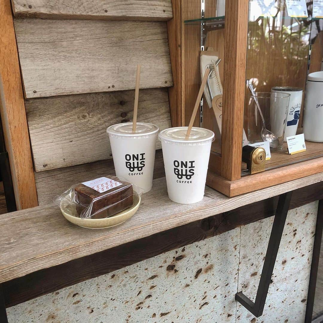 MANAさんのインスタグラム写真 - (MANAInstagram)「. ＿＿＿ 🧋𝐧𝐚𝐤𝐚𝐦𝐞𝐠𝐮𝐫𝐨 𝐜𝐚𝐟𝐞﻿ ﻿ ﻿ ﻿ ﻿ ﻿ ﻿ ﻿ ﻿  .. 𓐣  @onibuscoffee  in  中 目 黒 ﻿ ﻿ ﻿  今年の夏に行った所 🏠﻿ ﻿  2階席が空いてなくて 外の席で食べたんだけど﻿  次行く時は絶対 、2階席すわる！！🪑 ˊ˗ ﻿ ﻿ ﻿ ﻿ ﻿ ﻿ ﻿ ﻿ ﻿ ﻿ ﻿  #onibuscoffee  #onibus  #中目黒カフェ」1月29日 20時03分 - mn02grm