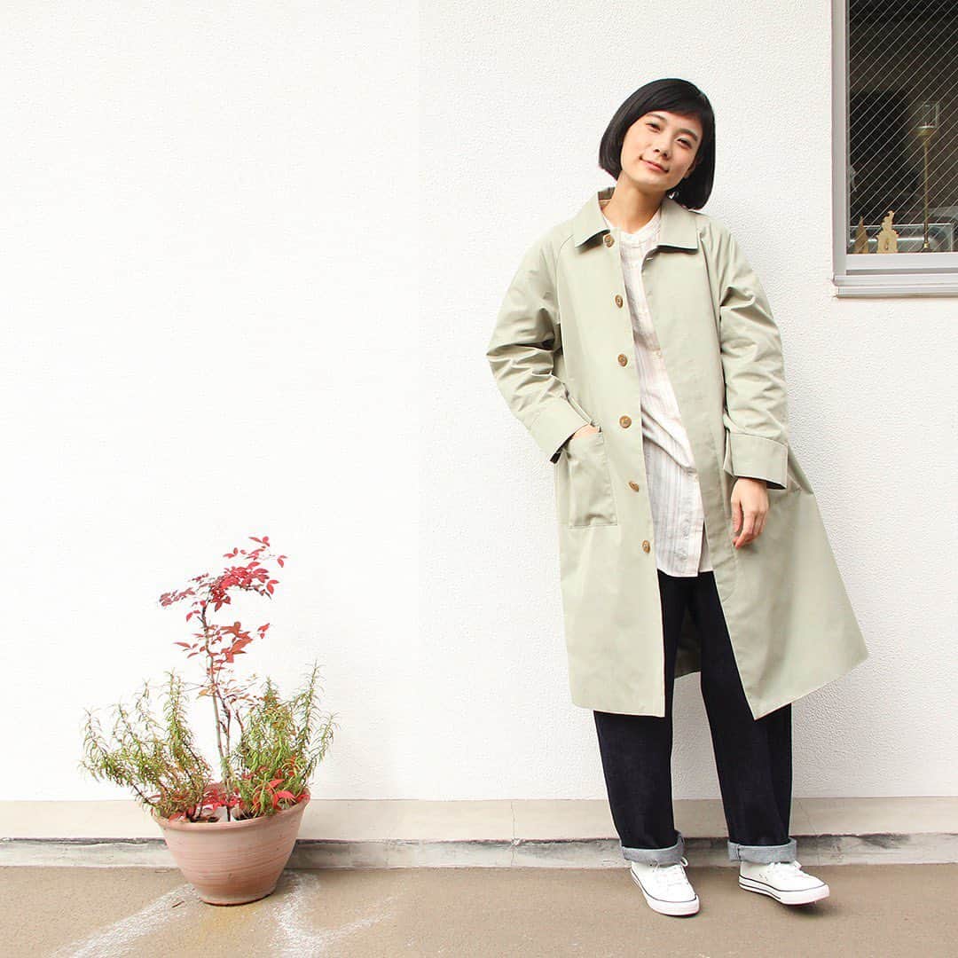のインスタグラム：「・﻿ LBC ﻿ COLLECTION ﻿ ﻿ \Spring has come!/﻿ ﻿ ステンカラーコート﻿ ¥7,990+tax﻿ ﻿ #lbc #lbcmarket #ライフスタイル #ライフ雑貨 #インテリア #インテリア雑貨 #ファッション #レディースファッション #家具 #シンプル #カジュアル #グリーン #ライブグッズ #enjoyhome #スタッフに感謝 #みんなに感謝」