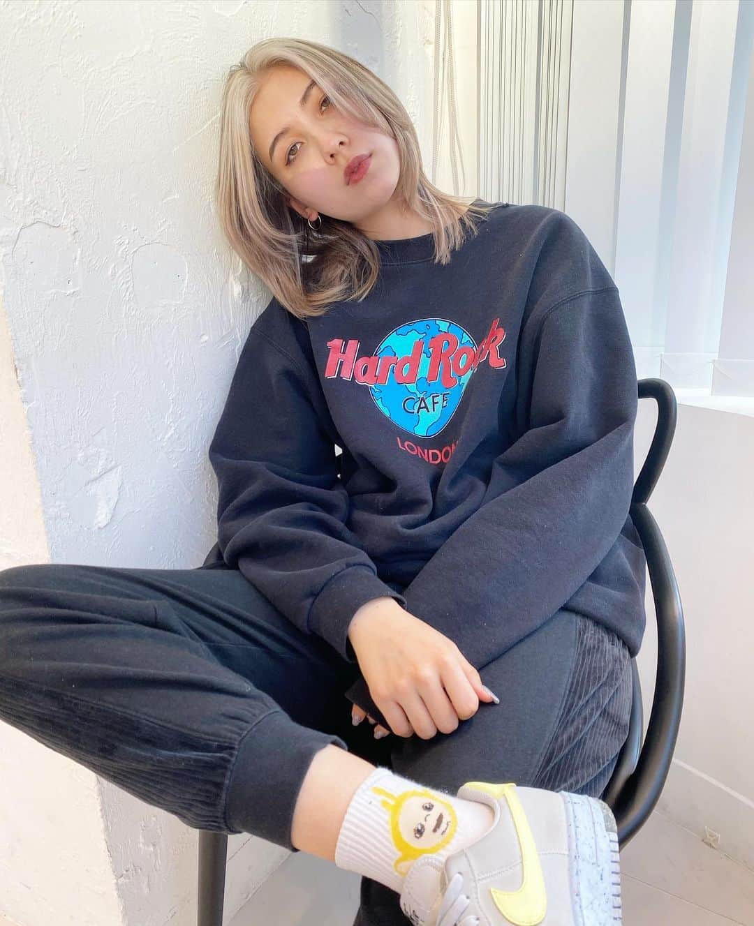 Sachiのインスタグラム：「NeW @jenmilaa  Super Special Highlight  . 2021もBiG LoVEだょ🌍💗  #shima_sachi#hair#tokyo#girl」