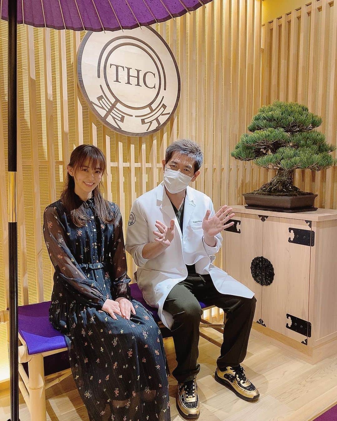 田中理恵さんのインスタグラム写真 - (田中理恵Instagram)「@tokyo_hills_clinic  銀座オープン😍‼️  おめでとうございます♪ すごい素敵な空間でびっくりでした🤍🤍 さすが、先生‼︎‼︎ 着物で行くべきだったなぁ😆🤣」1月29日 20時20分 - riiiiiie611