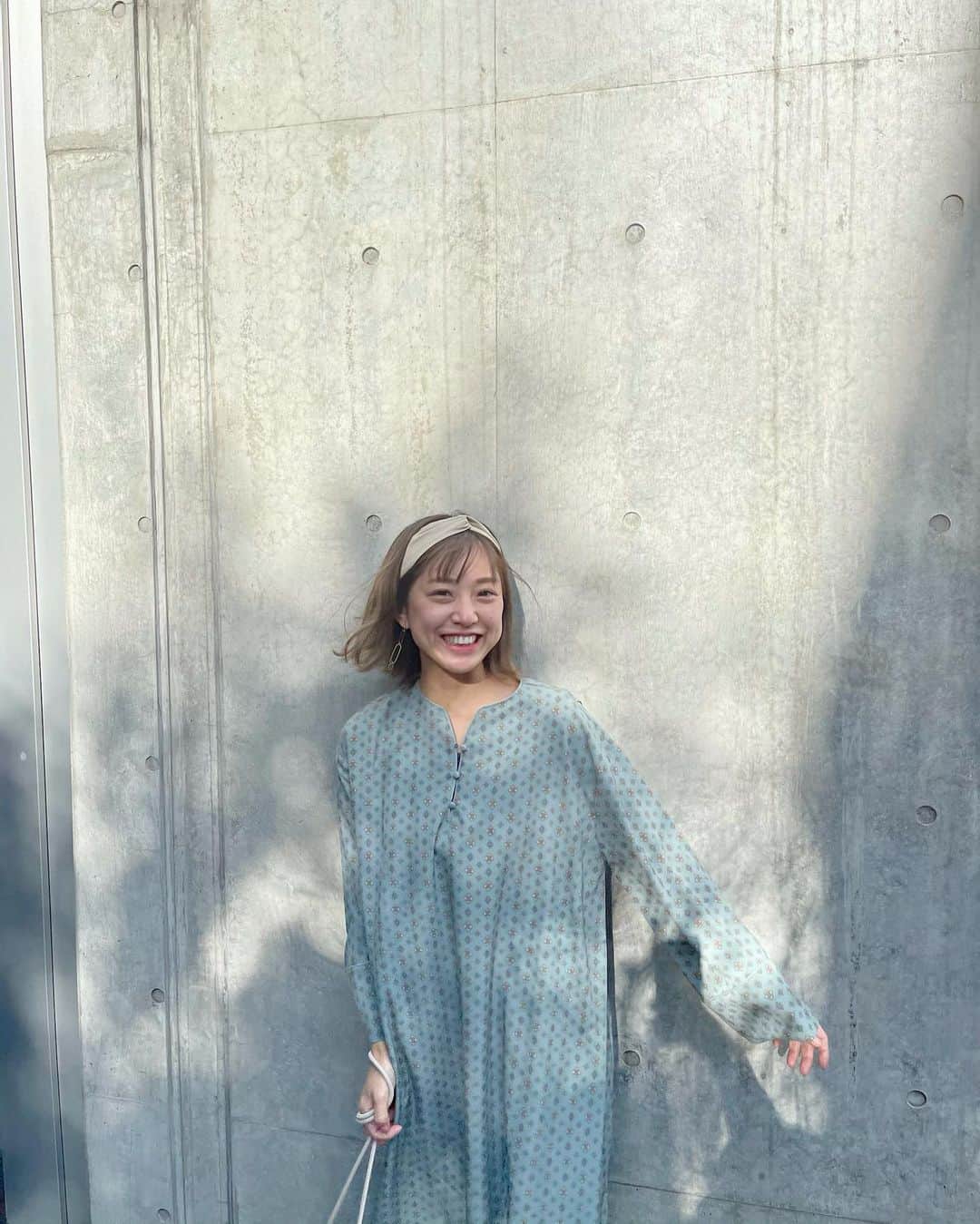 本橋優華のインスタグラム：「雪降った次の日☻໊* 可愛いこのワンピース可愛い。 同じ柄パンツでセットアップにした。  #ootd#dress#pants#mint#beige#ワンピース#パンツ#セットアップ」