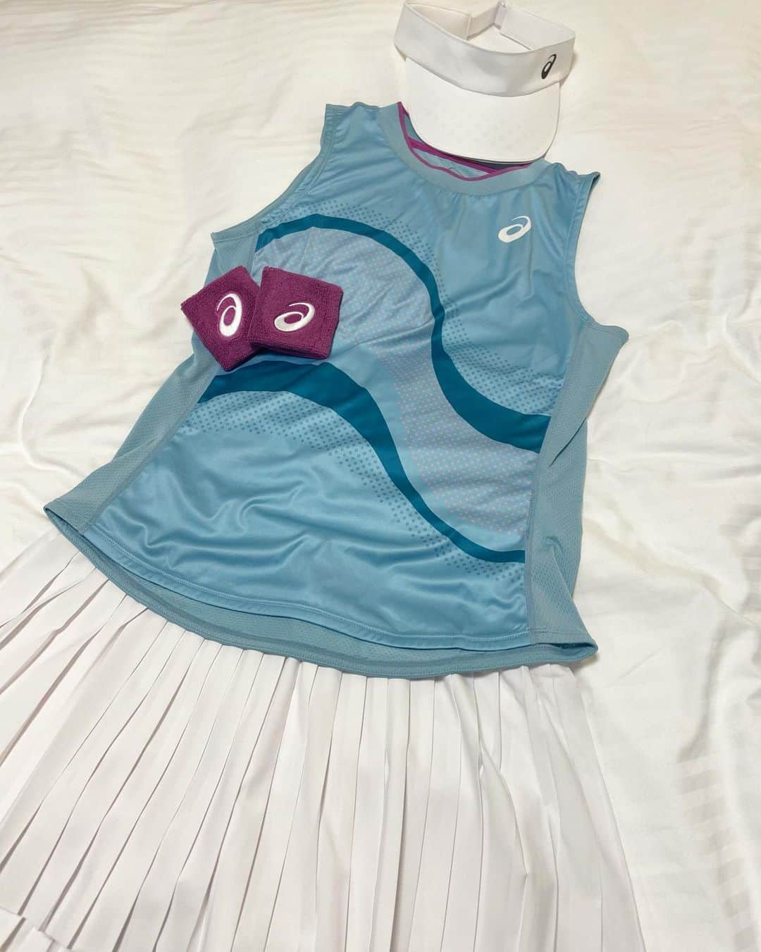 尾崎里紗さんのインスタグラム写真 - (尾崎里紗Instagram)「New apparel👚✨﻿ ﻿ ﻿ ﻿ ﻿ ﻿ #glico ﻿ #powerproduction ﻿ #head ﻿ #headtennis_official﻿ #headjapan﻿ #teamhead ﻿ #asicstennis﻿ #teamasics ﻿ #imoveme﻿ #onitsukatiger ﻿ #株式会社タイド ﻿ #TIDE. ﻿ #gram3 ﻿ #グラムスリー ﻿ #tbc_aesthetic ﻿ #エステ ﻿ #エステティックtbc ﻿ #尾崎里紗 ﻿ #risaozaki ﻿ #tennis ﻿ #tennisplayer ﻿ #テニス ﻿ #fitness ﻿」1月29日 20時37分 - risaozaki410