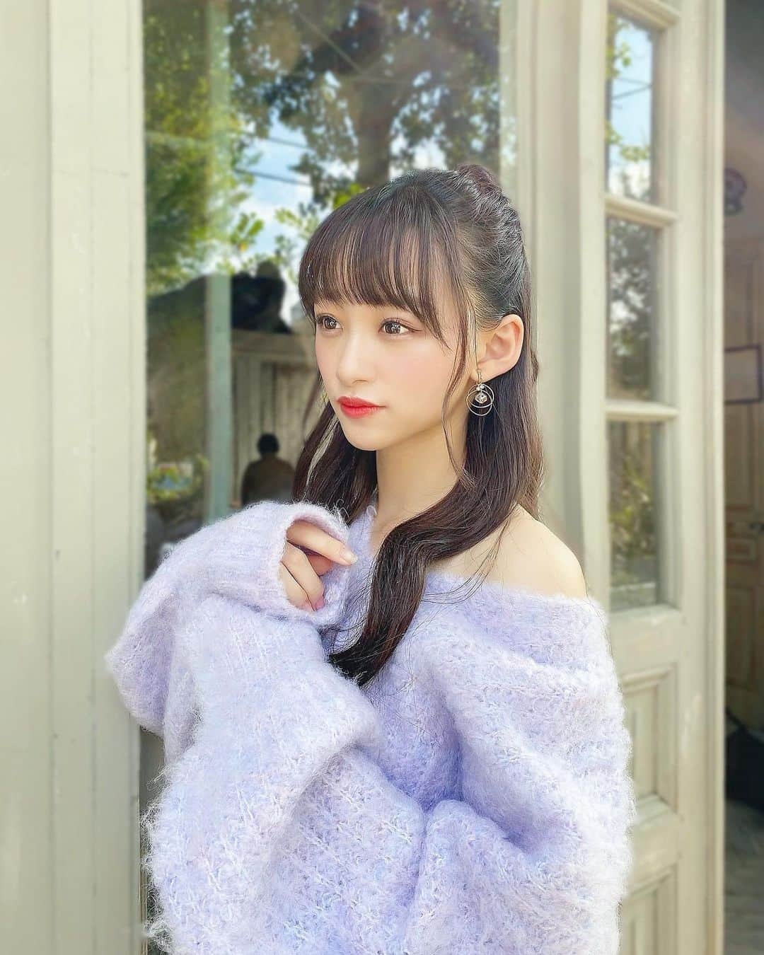 音嶋莉沙さんのインスタグラム写真 - (音嶋莉沙Instagram)「ハッスルプレスさんのオフショット💎﻿ ﻿ ハーフお団子ヘアーはなかなかしない髪型だったから新鮮でしたっ😊﻿ ﻿ ﻿ ﻿ ﻿ ﻿ ﻿ #ハッスルプレス #オフショット #私服 #Risaコーデ #dazzlin #oneway #bubbles」1月29日 21時06分 - otoshima_risa