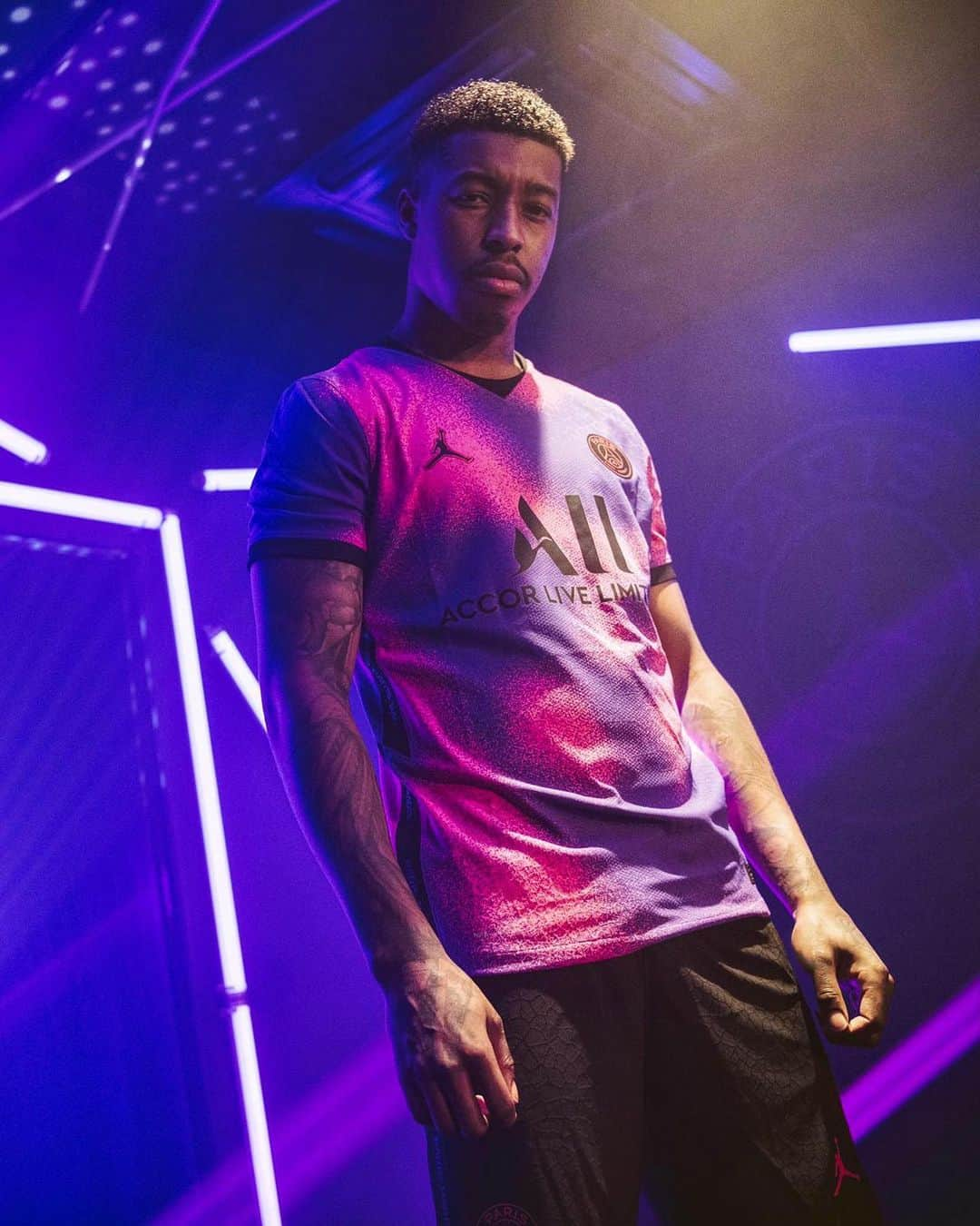 プレスネル・キンペンベさんのインスタグラム写真 - (プレスネル・キンペンベInstagram)「Ultra Violet 😈 #LAFORCE」1月29日 21時06分 - kimpembe3