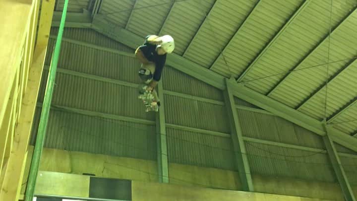 笹岡建介のインスタグラム：「combo🔥  🎥@ao_shiro_minimum   @mktaxi.jp @dcshoes_japan @dorcus_tbs @bern_japan @stance_japan @skullcandyjapan @independenttrucks @rictawheels @minirampsteez @vertskateboarding  #mktaxi#dcshoesjapan #dcshoes #skullcandyjapan #bells #independenttrucks #triforce_k #hi_5 #dorcus_tbs #6556skateboarding #divisio#fivecrossskatepark #showgekiskateboards #13mind#bern#bernjapan#make___#skate#skateboard #instagood #skatecrunch #skatecrunchmag #minirampsteez #vertskateboarding #instagram #instalike #sk8#スケボー」